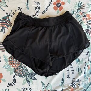lululemon Hotty Hot Low-Rise Lined Shorts 2.5”